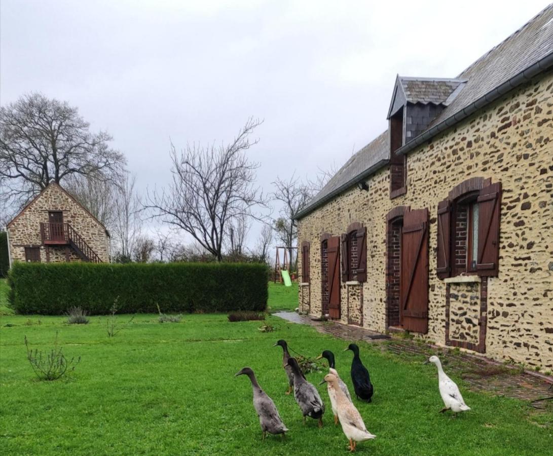 La Petite Boulangerie, chambre d'hôtes indépendante Vaubadon Extérieur photo